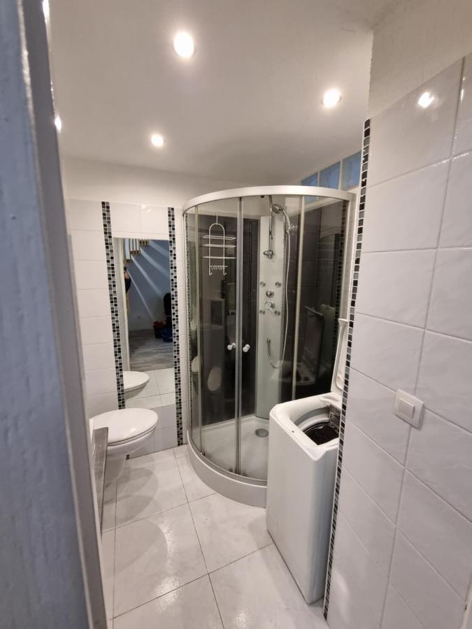 T2 Chaleureux Et Fonctionnel Avec Climatisation Draguignan Exterior foto